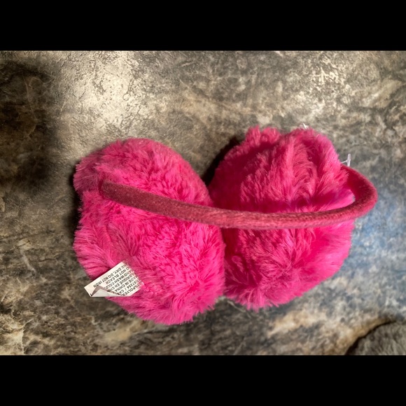 NWT Fluffy Ear Muff Faux Fur Behind Neck No Hair Mess Warmers - Picture 13 of 16